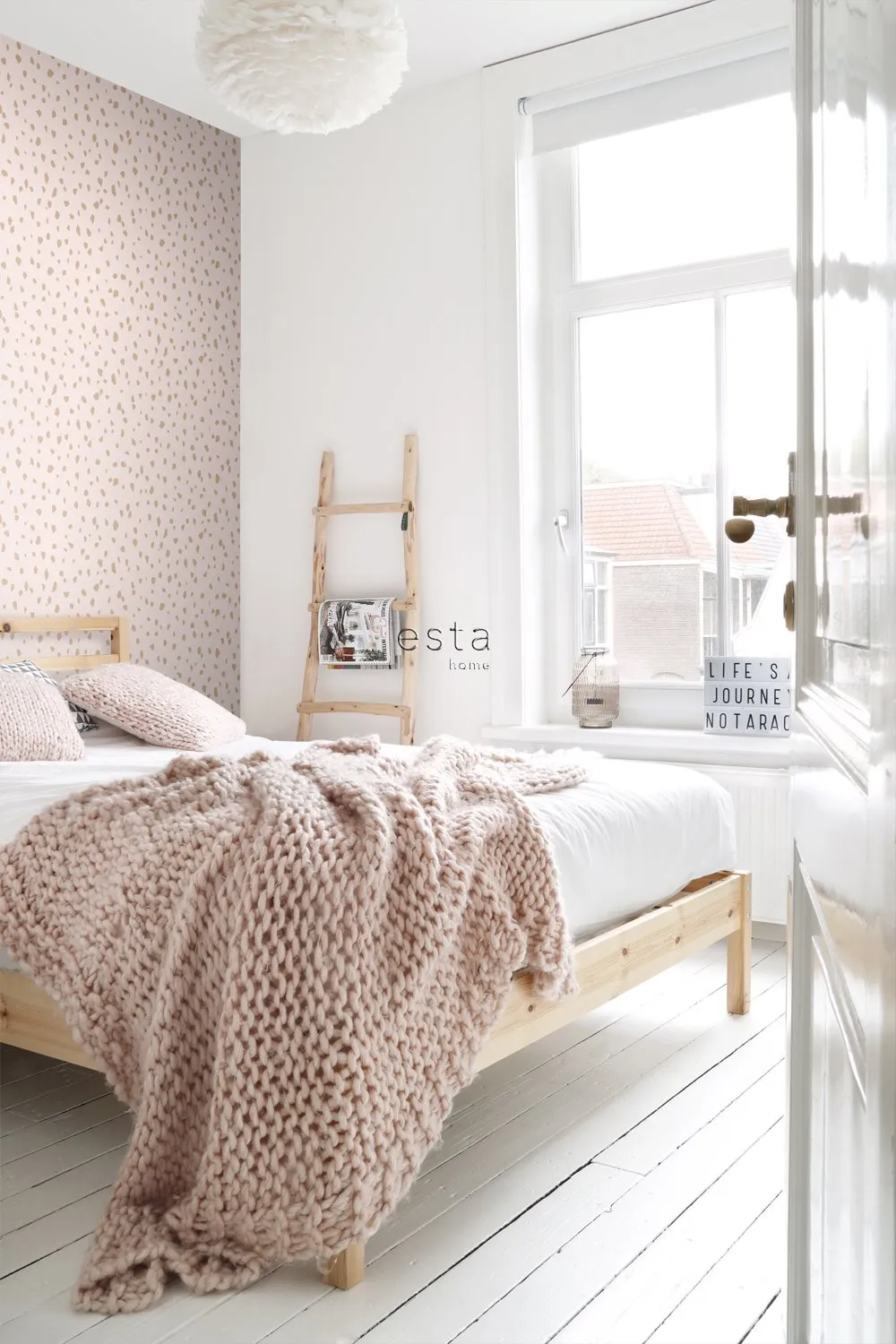 ESTAhome tapet terrazzo milt rosa och rosa guld